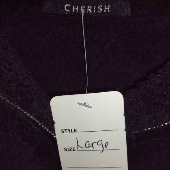 Cherish very soft new with tag fury pullover in black and a size large - Picture 3 of 3